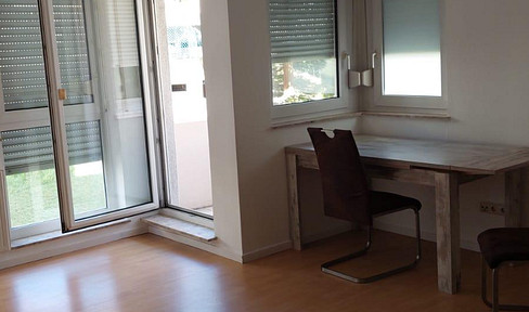 WG Zimmer in 2er WG zu vermieten, beide frei!!! voll möbliert, renoviert, 53qm, Gießen