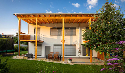 from private - detached house in Radebeul Wahnsdorf in solid wood construction