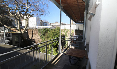 High-quality furnished 2-room city apartment in the heart of Düsseldorf