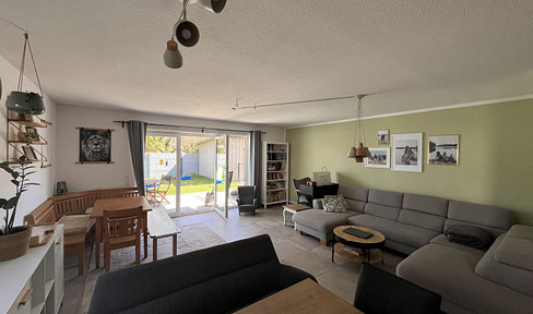 Helle Lichtdurchflutete 4-Zimmer Wohnung Erdgeschoss, ca. 108m² mit Terrasse und Garten