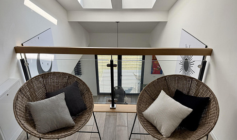 Luxurious house with gallery