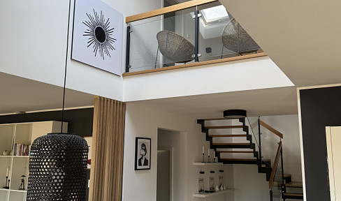 Luxurious house with gallery