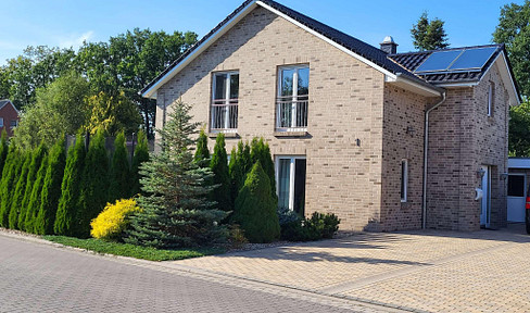 Detached house for sale in Himmelpforten-PROVISIONFREE