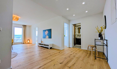 available immediately: Living comfort and views at the highest level - barrier-free and central