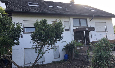 Detached 3-family house (FOR RENT) in a super-interesting location on the outskirts of Ettlingen-Spessart