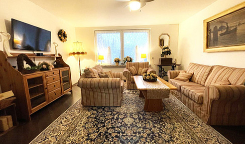 Beautiful first floor apartment with private entrance * garden * children are welcome here!
