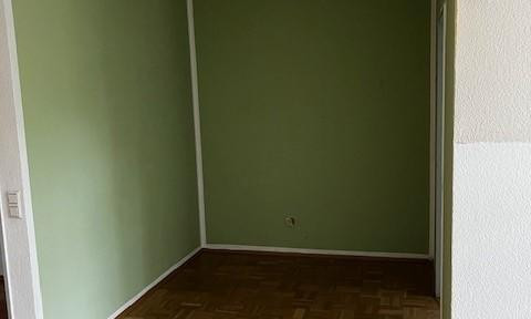 3-room apartment in Cologne-Ehrenfeld - unrenovated but charming!