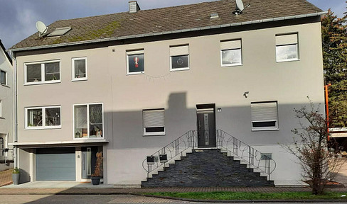 Exklusives Mehrgenerationenobjekt (1EFH und 1MFH) nahe der luxemburgischen Grenze