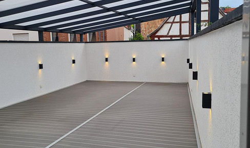 Newly renovated 3-room apartment with EBK & huge 50 sqm terrace in Langenlonsheim