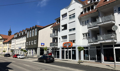 Erstbezug nach Renovierung. Moderne & zentral gelegene 1.5-Zimmer Wohnung mit EBK
