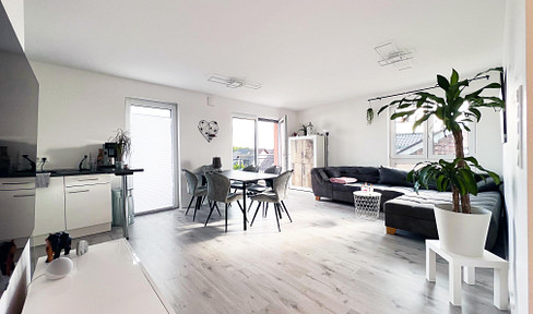 Spaciousness, luxury, light: 4-room apartment in Siegburg! Balcony, 2 bathrooms, elevator & geothermal heating