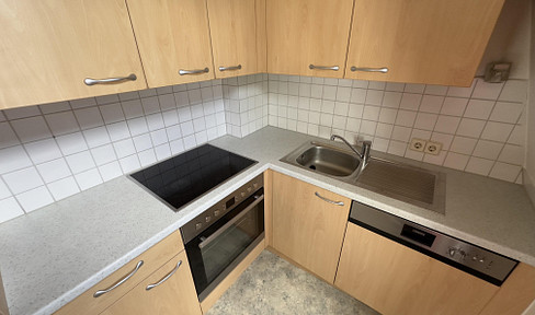 2-Zimmer Wohnung mit Parkplatz (nicht WG-geeignet)