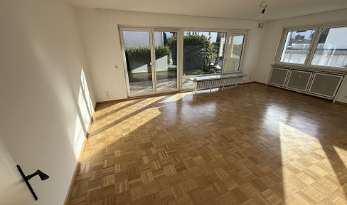 Wohnen in den Reben -  4-Zimmerwohnung mit Terrasse, großem Garten und EBK o. Makler!!!