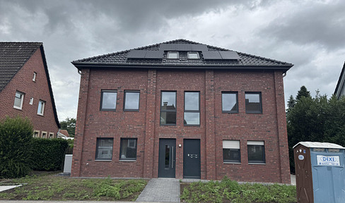 Barrier-free new apartment with balcony! Free of commission!!!