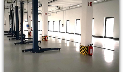 Werkstatt zur Untermiete in Freimann | 380 m² mit Hebebühnen & Lager | Nähe BMW+Motorworld