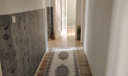 Schöne 2-Zimmer-Wohnung mit Balkon in Gostenhof