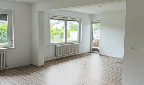 First occupancy after renovation: 3-room apartment with garage in Bad Münder