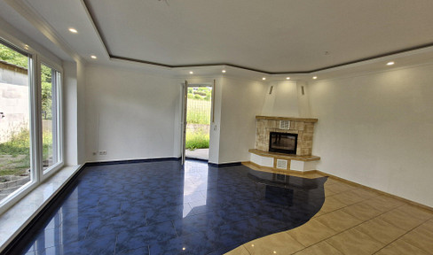 Stylish, light-flooded semi-detached house with EW & garage - energy class B! 🌟