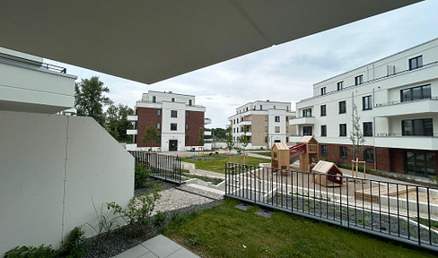 Living by the water (first occupancy): 2-room apartment with EBK and terrace/garden