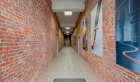 BÜRO MIT LOFTCHARAKTER – 155 m² EG – STELLPLÄTZE – TOP AUFGETEILT