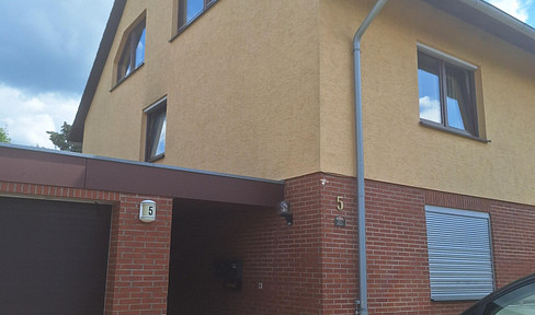 Apartment house on 3 floors. In the attic 2 vacation/mechanic apartments.