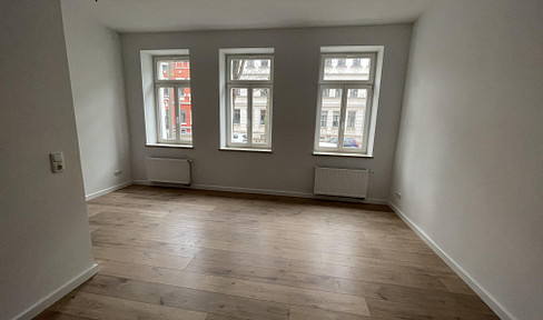 RENOVATED APARTMENT WITH BALCONY & GARDEN