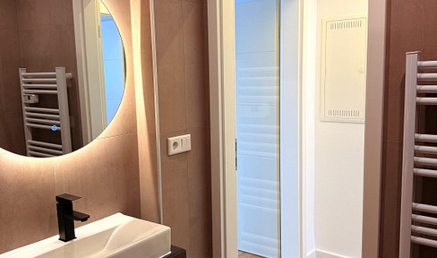 Refurbished 3-room apartment with district heating - future-proof & stylish living in a top location in Nuremberg-Wöhrd