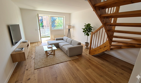 Moderne 2 Zimmer Maisonette-Wohnung Frisch renoviert