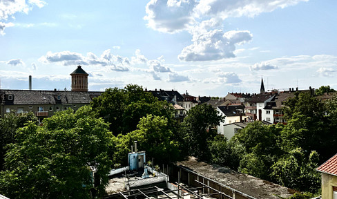 Bright 1-room apartment with elevator & cellar - centrally located in Ludwigshafen