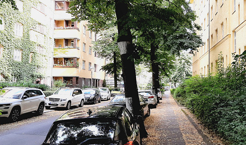 3-room 90m² apartment in an old building in Schmargendorf on Rüdesheimer Platz
