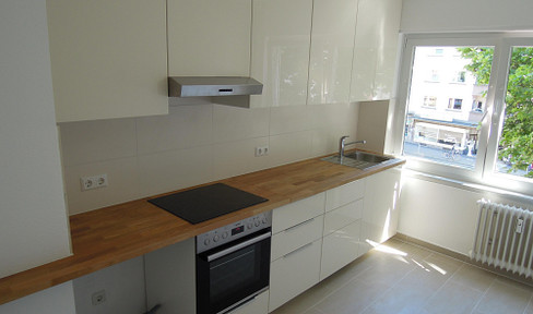 2 ZKB 54m² - 2. OG; Balkon; Einbauküche; Schallschutzfenster / Rheinstraße Karlsruhe / ab 01.08.