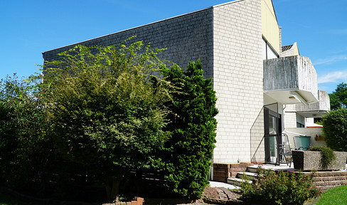 Reiheneckhaus mit großem Garten