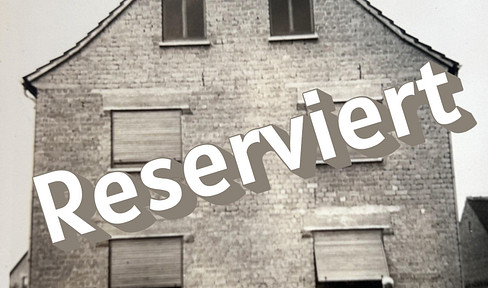 Haus, Hof, Rasen, Garten und Bäume - provisionsfrei