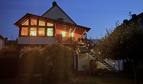 Haus, Hof, Rasen, Garten und Bäume - provisionsfrei