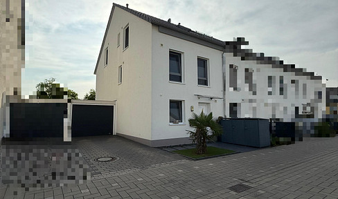 Reihenendhaus mit Garage und Stellplatz (Kfw Effizienzhaus 55)