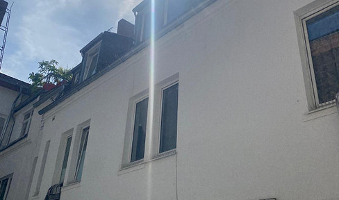 Traumwohnung , in Herzen von Wiesbaden !!!
