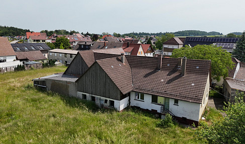 *OHNE PROVISION* EFH inkl. 3660m² Grundstück - vielseitig nutzbar, 2x Schuppen, 3x Garage, uvm.