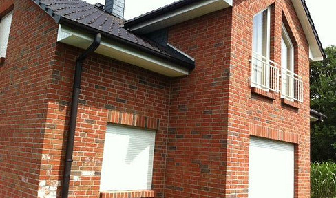 Geräumiges EFH mit Keller und Garage zu vermieten