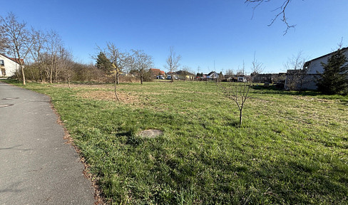 1388 m² BUILDING PLOT FOR 1 or 2 houses with B-plan