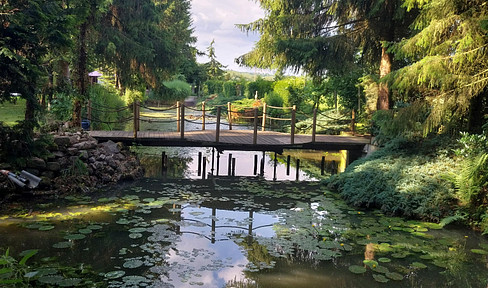 Leisure plot Garden plot with own lake