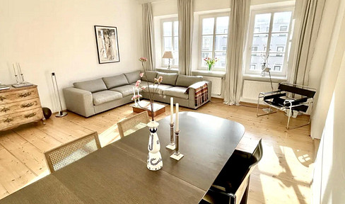 Von Privat: Hochwertige 3,5-Zi.-Wohnung im Lehel am Isartor Bestlage. 2 OG. mit Garten