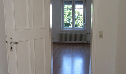 Central, convenient and yet quiet location