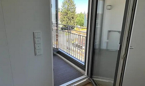 "The Grand" 2 room apartment - Furnished
