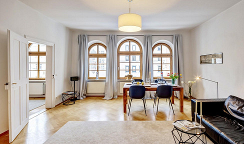 New, exclusively furnished 3.5 rooms.  Central prime location Lehel Isartor.  Splendid temporary living.