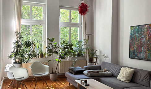 Fantastic old building apartment with large terrace in Kollwitzkiez