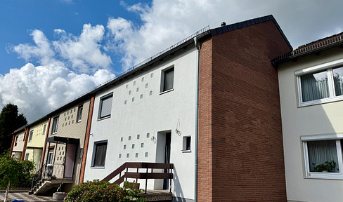 Smartes Reihenhaus mit Pool, großem Garten & Vollsanierung – modern wohnen in Bremen-Huchting