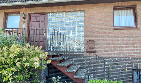 Well-maintained detached house ideal for a large family