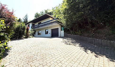 Large detached house with granny apartment * in Burgbrohl