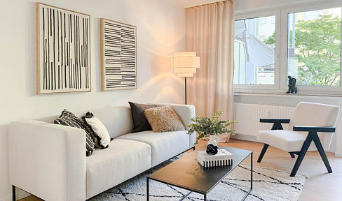 SOFORT FREI: Moderne 2-Zimmerwohnung mit Wannenbad und Einbauküche