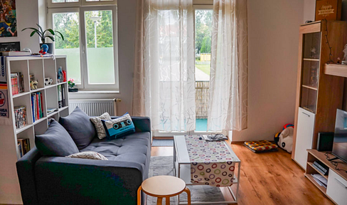 Bright, quiet 1-room apartment with balcony and fitted kitchen in the popular Encke-Carré